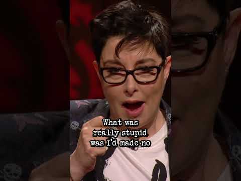 Sue vs the non-existent trap door… #outtake #taskmaster