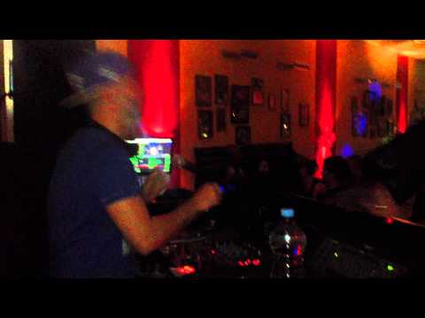 Dj Kid Cubano plays Daddy Yankee at the Zapatto in Mannheim, Germany
