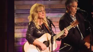 Rhonda Vincent - Missouri Moon (Live)