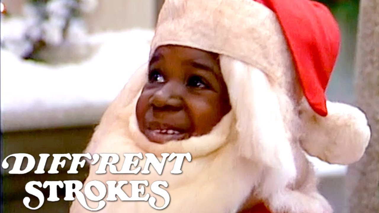 Diff'rent Strokes | Arnold Becomes Santa's Little Helper | Classic TV Rewind