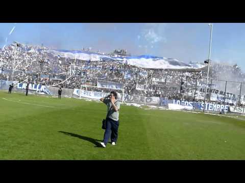 "Recibimiento de la hinchada a Juventud Antoniana vs Central Norte" Barra: La Inigualable Nº1 del Norte &bull; Club: Juventud Antoniana