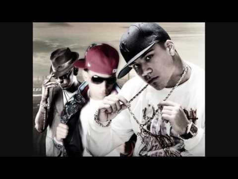 Gold2 feat. Eloy y Yomo - Chica Plastica Remix