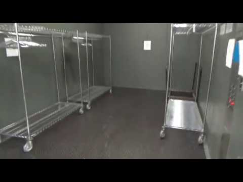 EPIC MOTOR!!! HUGE Kone Hydraulic Freight Elevator at the Discovery Park of America, Union City, TN