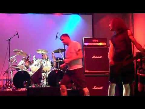 Napalm Death - Scum (feat Dan Lilker on bass) live at Maryland Deathfest X