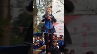 Download lagu Aksi Menari Diatas Perut  | #shorts #drumband #marcchingband mp3