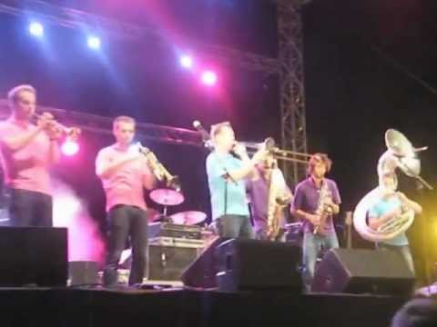 GET7 Brass Band - Bad (Mickael Jackson cover) @ Scène des Poly'sons 2012