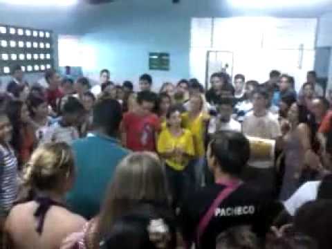 Intervalho com dança pela manhã