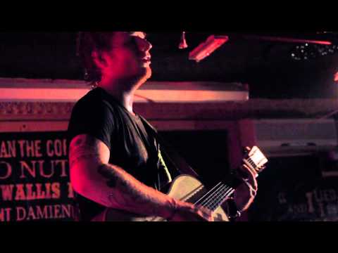 Ed Sheeran - You need me, I don't need you (Live in the Crowd, Ruby Sessions)