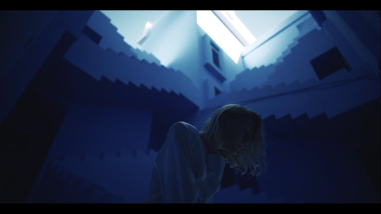 LAYAH — Невесомыми