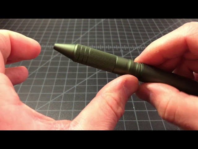 Vídeo relacionado con Uni Jetstream 4&1 Metal Edition, bolígrafo 0,5 mm (negro, rojo, azul, verde) y portaminas 0,5 mm, verde oscuro (MSXE52000A05.7) (MSXE5200A5.7)