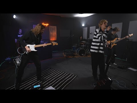 WXLFLESS - Nem bírom el magamat (live @ Orange)