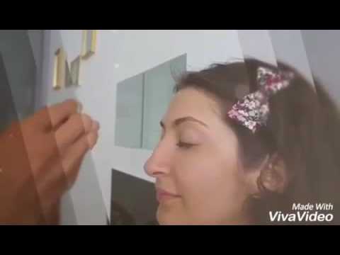 Naše Brow Artistka Danny zdraví při práci:-)