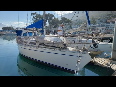 Beachcomber 33 for sale in Cape Town by Angela Collins Yachts R450 000