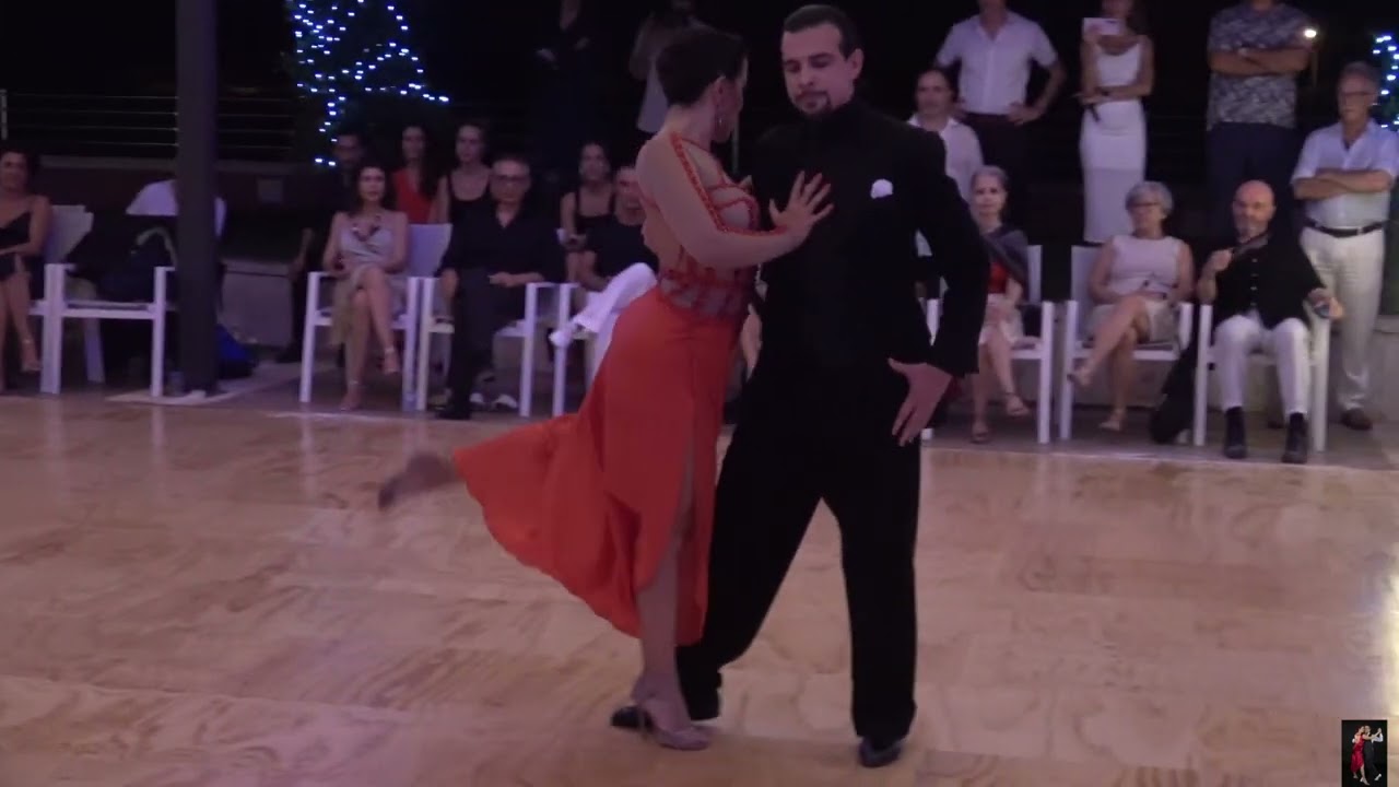 Video thumbnail for Gioia Abballe y Simone Facchini - Gallo Ciego - Forever Tango - 20.07.2024 3.3