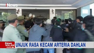 Download lagu Unjuk Rasa Kecam Arteria Dahlan di Kantor Bupati Subang Ricuh #iNewsMalam 21/01 mp3 Download lagu Unjuk Rasa Kecam Arteria Dahlan di Kantor Bupati Subang Ricuh #iNewsMalam 21/01 mp3