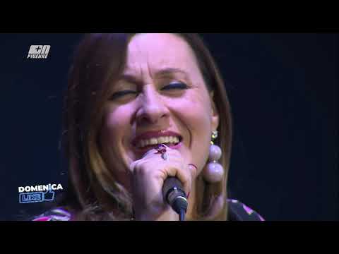 Domenica Like Roberta Tondelli Brividi  Ottava  puntata 02 02 2020