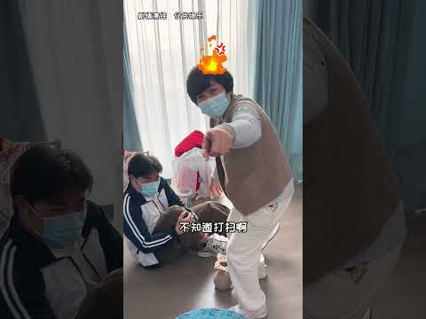 【白糖糖的日常】我的貓比我媽還愛我！！