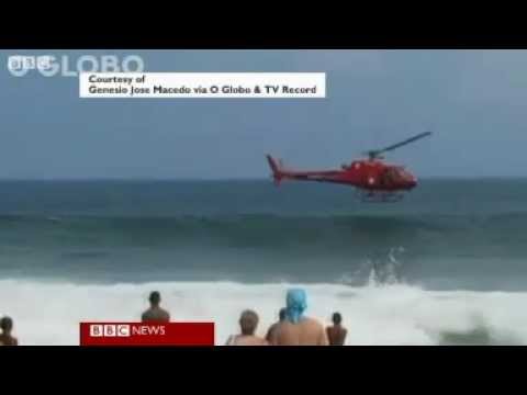 BBC News - Rescue helicopter crashes off Rio's Copacabana beach
