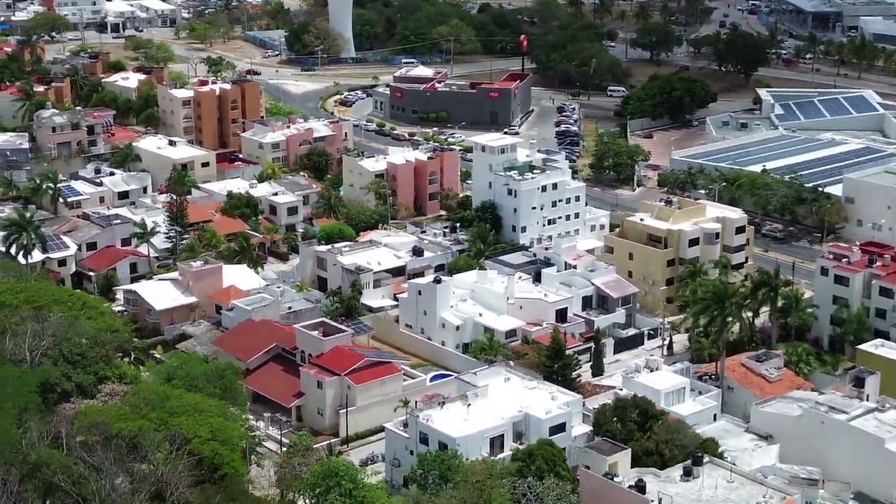 Spacious luxury home in Cancun