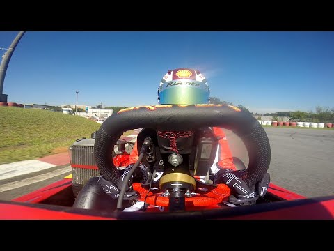 BERNARDO GENTIL - 3 CAMERAS ONBOARD EM UMA VOLTA