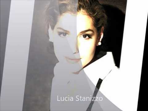 L'orage de Georges Brassens interprété par Lucia Stanizzo & Gael Rouilhac.