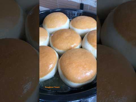 How to get bold white lines when making doughnuts. #bomboloni #donuts