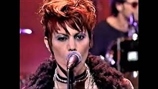 Joan Jett - Love Is All Around (Live 1996)