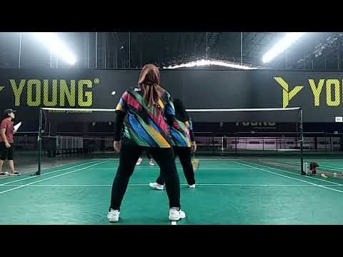 Badminton Harley Queen Amature Women's Double Tournament - FarahLia / Najwa Vs Anis / Ira