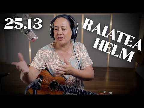 25.13 Raiatea Helm w Kalei & Corey
