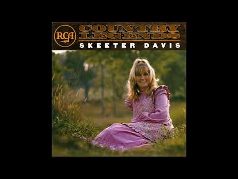 I'm Saving My Love - Skeeter Davis
