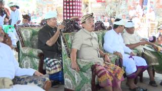 preview picture of video 'Pemasupatian Awig-Awig Desa Pakraman Wangsean'