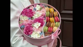 Flowerbox with macaroons - Video thumbnail