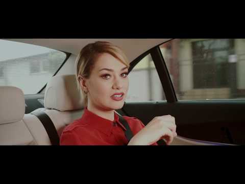 LOOK WHO‘S DRIVING : Feli Donose