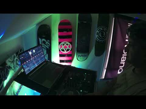 Mikey J - Rick Astley vs Britney Spears - Never Gonna Give You Up vs Gimme More