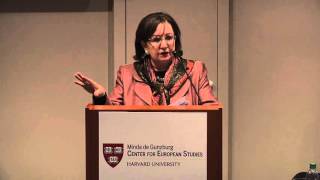 The Refugee Crisis and the Disuniting of the Union: Europe on the Brink