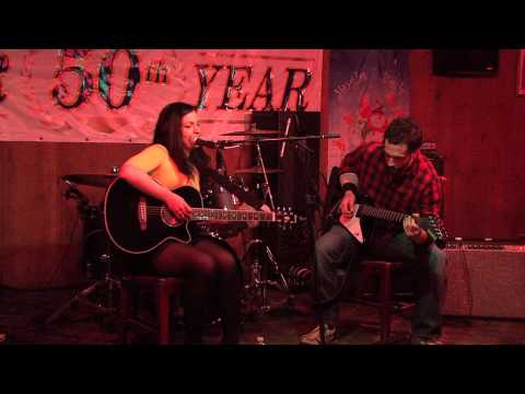 Angela Simonelli: Truth to a Liar (Original Song, Live at the Beachcomber)