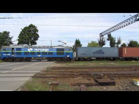 HERBY STARE : ET22-2028 z kontynerami [ 28.08.2013]
