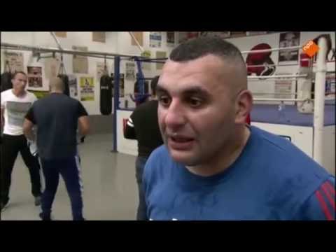 "Ik ben een Pvv'er, d'r uit met die kk zooi"