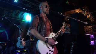 Video The TRICKSTERS - Zložitá - naživo - Kulturák klub 24.05.2023