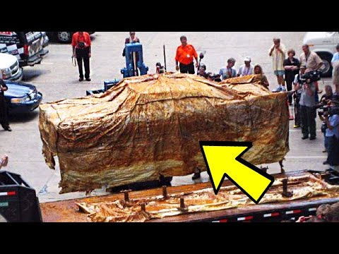 This new car was lying underground 50 years, Finally Lid Off!