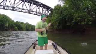 preview picture of video 'Fly Fishing for Striper'