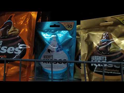 Delicious Hershey's kisses cookies n cream white chocolate #short