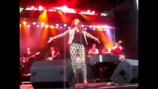 Martina McBride - Intro and When God-Fearin&#39; Women Get the Blues (Helena, MT 07-22-15)