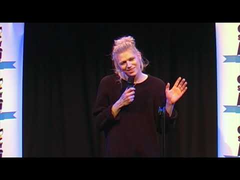 Oli Willett at the Chortle Student Comedy Award 2020