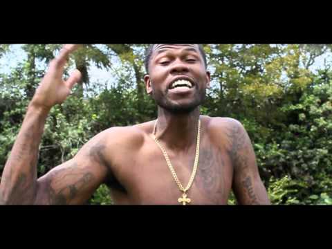 50 Sosa chase a check