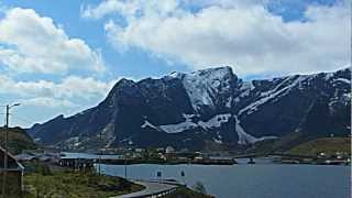 preview picture of video 'Kirkefjord & Reine i Lofoten (31.05.2012)'