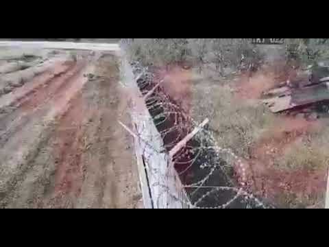 A drunk Russian conscripts rammed the fence and drove BMP-3 into the Volgograd Airport. 20.10.2020