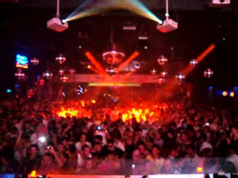 UMEK drops Traumer - Eilema  [1605] @ Space Ibiza - 24/08/10