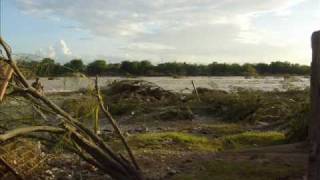 preview picture of video 'Creciente del Rio Alamos 2010 parte 1 de 3'