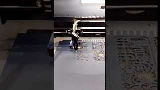 LaserING 60x40 - cortando papel para cartas